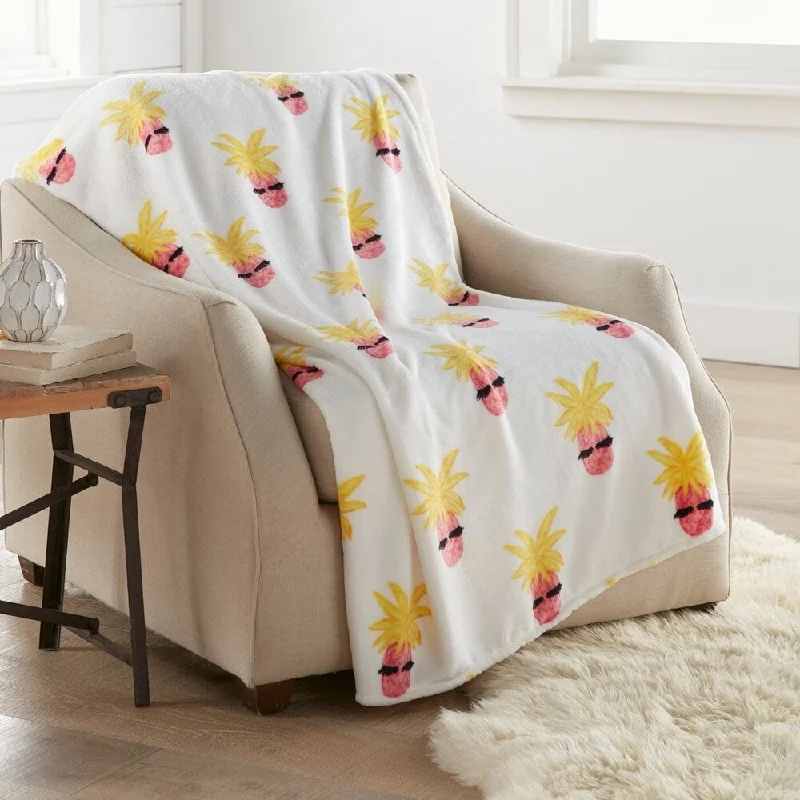 Cotton blankets for breathability and a lightweight feelAlpaca wool blankets for a hypoallergenic and warm optionCute Pineapple White 50x70 Inch Velvet Plush Printed Throw Cotton blankets for breathability and a lightweight feelAlpaca wool blankets for a hypoallergenic and warm optionCute Pineapple White 50x70 Inch Velvet Plush Printed Throw