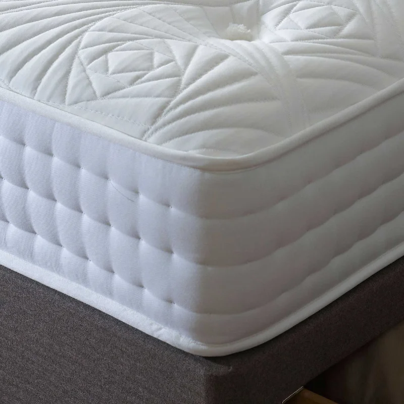 Hybrid mattresses combining foam and innerspring technologyInnerspring mattresses with coil counts for supportDalton Ergosense - Mattress Hybrid mattresses combining foam and innerspring technologyInnerspring mattresses with coil counts for supportDalton Ergosense - Mattress