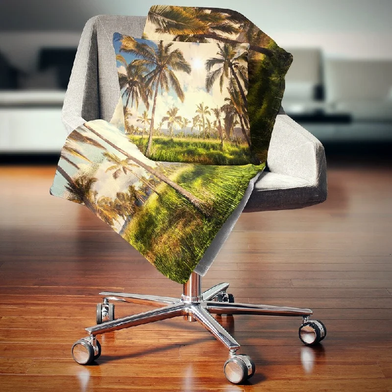 Acrylic blankets for a soft and affordable alternativeMohair blankets with a unique sheen and softnessDesignart 'Beautiful Palm Plantation in Hawaii' African Landscape Fleece Throw Blanket Acrylic blankets for a soft and affordable alternativeMohair blankets with a unique sheen and softnessDesignart 'Beautiful Palm Plantation in Hawaii' African Landscape Fleece Throw Blanket