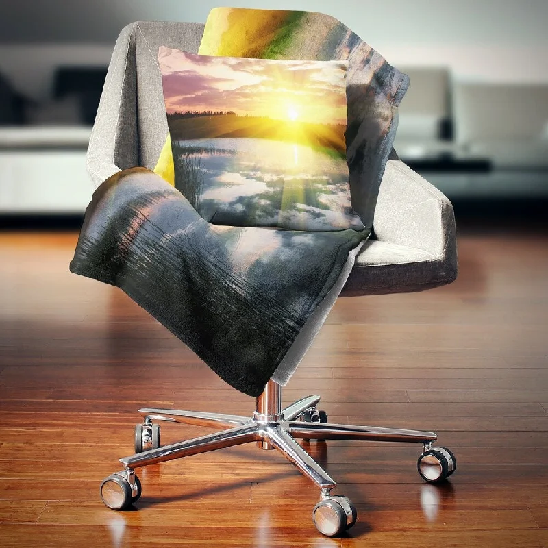King - size blankets to cover large beds comfortablyAcrylic blankets for a soft and affordable alternativeDesignart 'Bright Yellow Sunrise over Lake' Seashore Throw Blanket King - size blankets to cover large beds comfortablyAcrylic blankets for a soft and affordable alternativeDesignart 'Bright Yellow Sunrise over Lake' Seashore Throw Blanket
