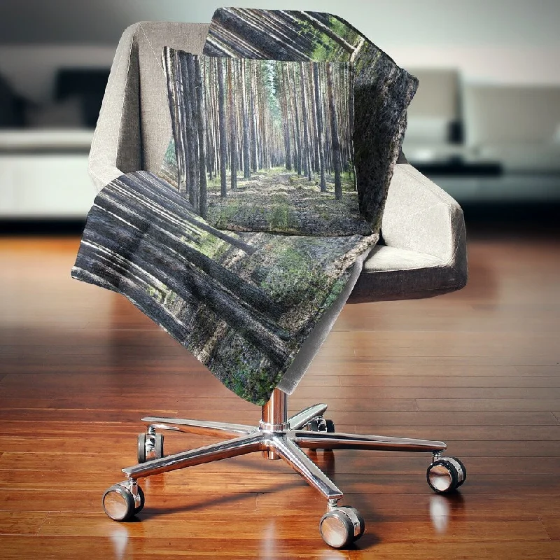 Rayon from bamboo blankets for a silky and breathable feelRayon from bamboo blankets for a silky and breathable feelDesignart 'Forest Road in Thick Woods' Modern Forest Throw Blanket Rayon from bamboo blankets for a silky and breathable feelRayon from bamboo blankets for a silky and breathable feelDesignart 'Forest Road in Thick Woods' Modern Forest Throw Blanket