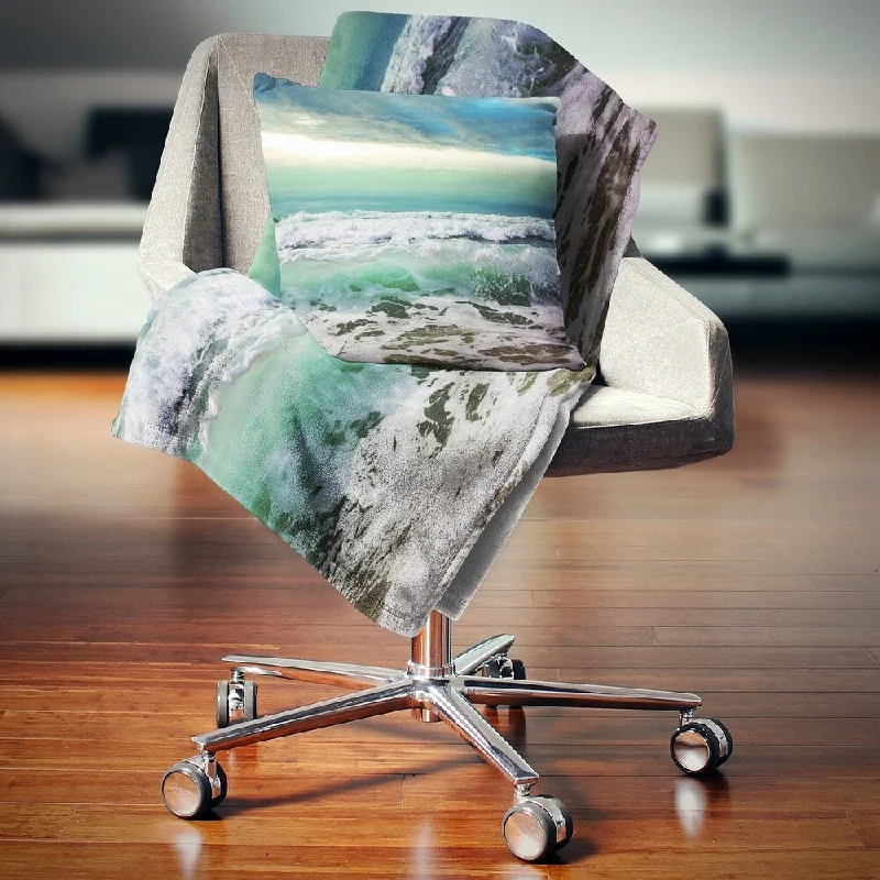Bamboo fiber blankets with natural antibacterial propertiesCotton blankets for breathability and a lightweight feelDesignart 'Green Foaming Waves and Blue Sky' Seashore Throw Blanket Bamboo fiber blankets with natural antibacterial propertiesCotton blankets for breathability and a lightweight feelDesignart 'Green Foaming Waves and Blue Sky' Seashore Throw Blanket