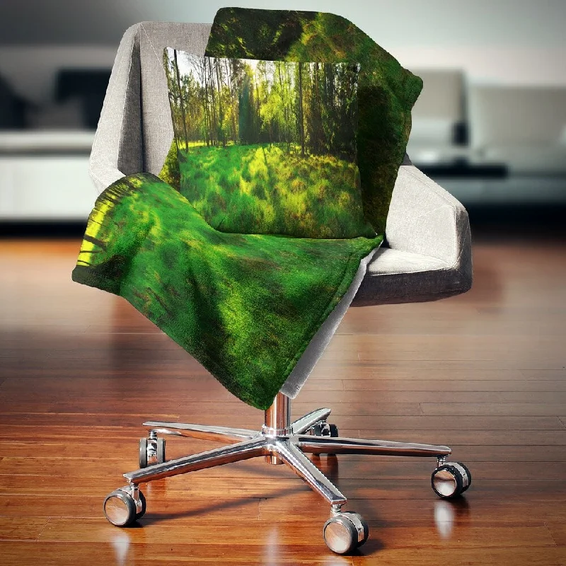 King - size blankets to cover large beds comfortablySilk blankets with a smooth and elegant touchDesignart 'Green Forest Sunset Panorama' Landscape Fleece Throw Blanket King - size blankets to cover large beds comfortablySilk blankets with a smooth and elegant touchDesignart 'Green Forest Sunset Panorama' Landscape Fleece Throw Blanket
