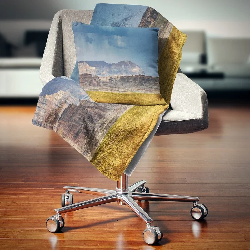 Chenille blankets with a thick and fuzzy textureMicrofiber blankets that are durable and easy to care forDesignart 'Lake Powell Panorama' Landscape Fleece Throw Blanket Chenille blankets with a thick and fuzzy textureMicrofiber blankets that are durable and easy to care forDesignart 'Lake Powell Panorama' Landscape Fleece Throw Blanket