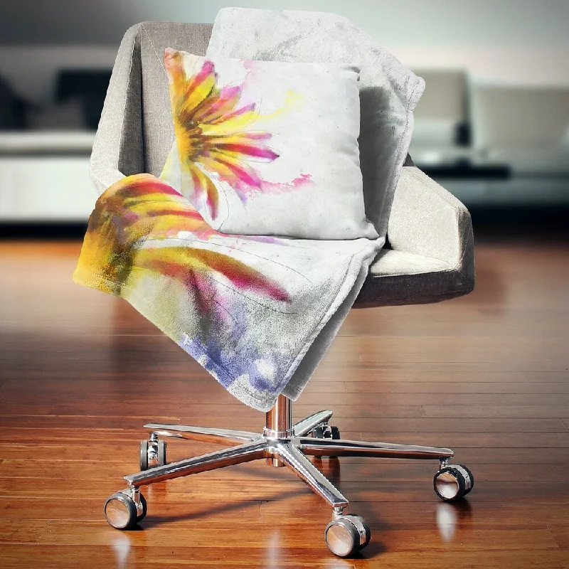 Chenille blankets with a thick and fuzzy textureRayon from bamboo blankets for a silky and breathable feelDesignart 'Large Sunflower Sketch Watercolor' Floral Throw Blanket Chenille blankets with a thick and fuzzy textureRayon from bamboo blankets for a silky and breathable feelDesignart 'Large Sunflower Sketch Watercolor' Floral Throw Blanket