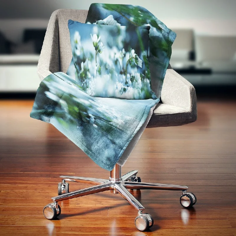 Synthetic fiber blend blankets for a budget - friendly choiceCotton blankets for breathability and a lightweight feelDesignart 'Little White Flowers in Meadow' Flower Throw Blanket Synthetic fiber blend blankets for a budget - friendly choiceCotton blankets for breathability and a lightweight feelDesignart 'Little White Flowers in Meadow' Flower Throw Blanket