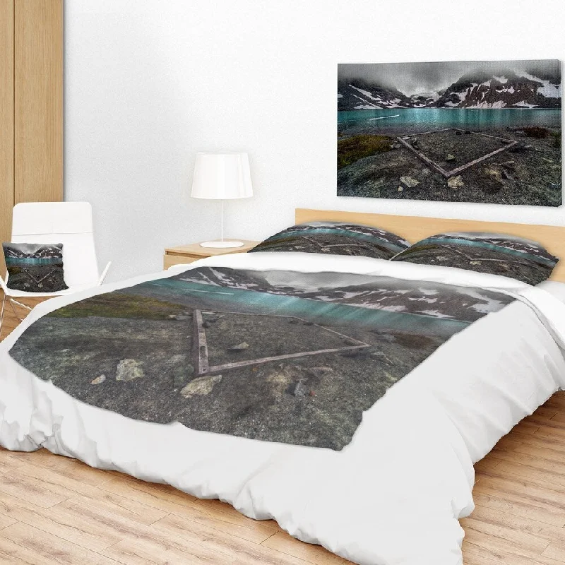 Rayon from bamboo blankets for a silky and breathable feelSynthetic fiber blend blankets for a budget - friendly choiceDesignart 'Mountain Lake and Cloudy Sky' Landscape Fleece Throw Blanket Rayon from bamboo blankets for a silky and breathable feelSynthetic fiber blend blankets for a budget - friendly choiceDesignart 'Mountain Lake and Cloudy Sky' Landscape Fleece Throw Blanket