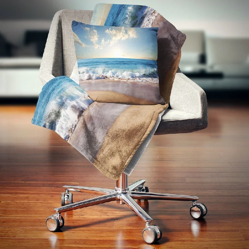 Bamboo fiber blankets with natural antibacterial propertiesWool blankets with natural warmth and insulationDesignart 'Sea Sunset' Seascape Photography Throw Blanket Bamboo fiber blankets with natural antibacterial propertiesWool blankets with natural warmth and insulationDesignart 'Sea Sunset' Seascape Photography Throw Blanket