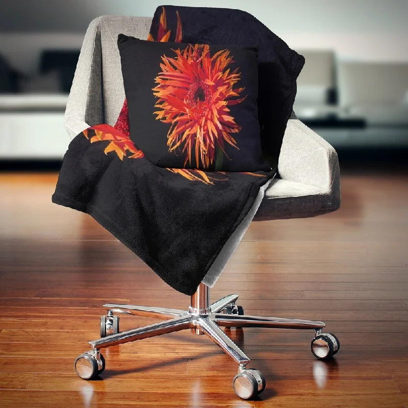 Queen - size blankets for standard - sized bedsCotton blankets for breathability and a lightweight feelDesignart 'Spider Gerbera Daisy Watercolor' Flowers Throw Blanketwork Queen - size blankets for standard - sized bedsCotton blankets for breathability and a lightweight feelDesignart 'Spider Gerbera Daisy Watercolor' Flowers Throw Blanketwork