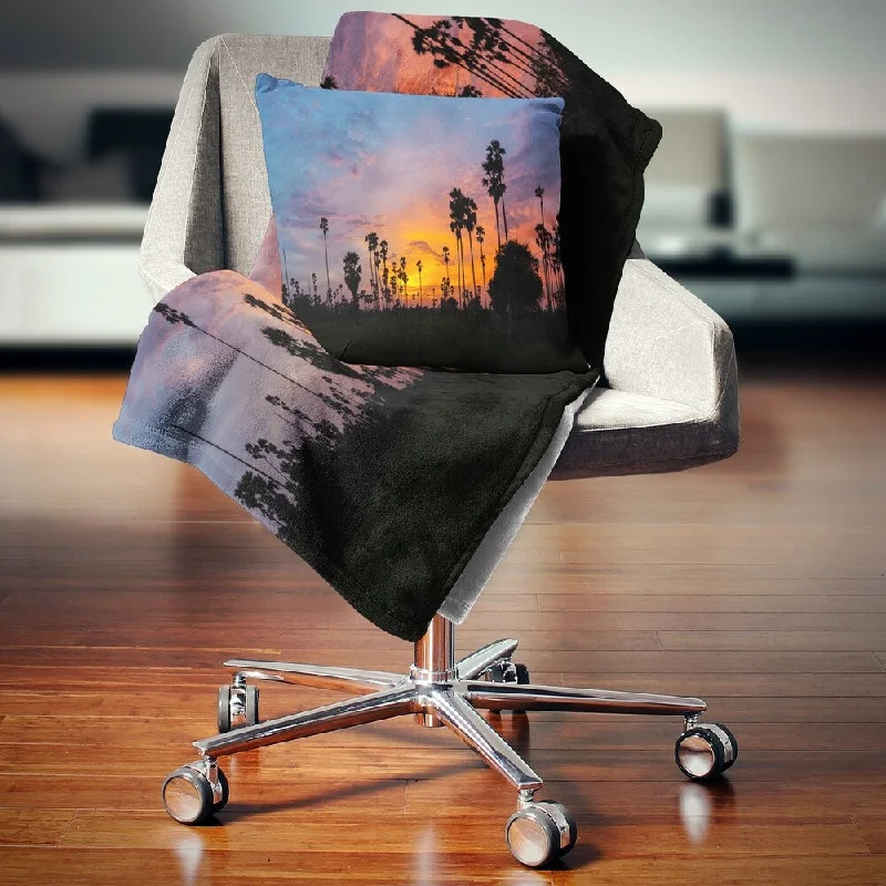 Fleece blankets for a cozy and plush textureFleece blankets for a cozy and plush textureDesignart 'Sugar Palm Tree Silhouette' Landscape Fleece Throw Blanket Fleece blankets for a cozy and plush textureFleece blankets for a cozy and plush textureDesignart 'Sugar Palm Tree Silhouette' Landscape Fleece Throw Blanket