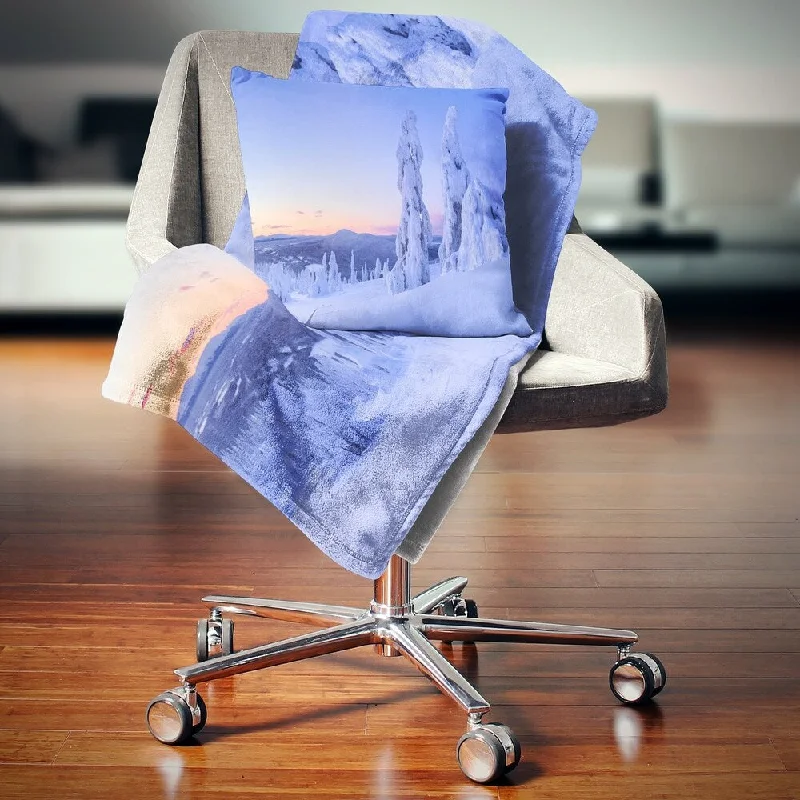 Microfiber blankets that are durable and easy to care forCashmere blankets for ultimate softness and luxuryDesignart 'Sunset over Frozen Trees' Modern Landscape Fleece Throw Blanket Microfiber blankets that are durable and easy to care forCashmere blankets for ultimate softness and luxuryDesignart 'Sunset over Frozen Trees' Modern Landscape Fleece Throw Blanket