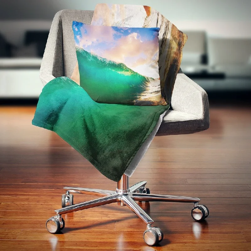 Fleece blankets for a cozy and plush textureAcrylic blankets for a soft and affordable alternativeDesignart 'Waves under Cloudy Sky' Seascape Throw Blanket Fleece blankets for a cozy and plush textureAcrylic blankets for a soft and affordable alternativeDesignart 'Waves under Cloudy Sky' Seascape Throw Blanket
