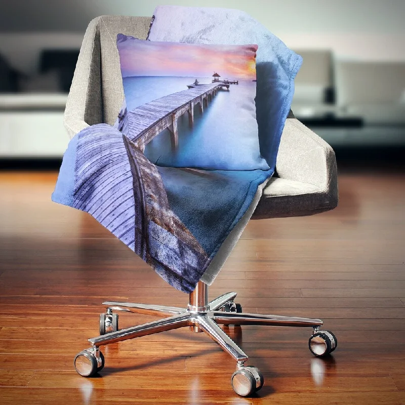 Queen - size blankets for standard - sized bedsLinen blankets with a rustic and textured lookDesignart 'Wooden Bridge over Blue Waters' Pier Seascape Throw Blanket Queen - size blankets for standard - sized bedsLinen blankets with a rustic and textured lookDesignart 'Wooden Bridge over Blue Waters' Pier Seascape Throw Blanket