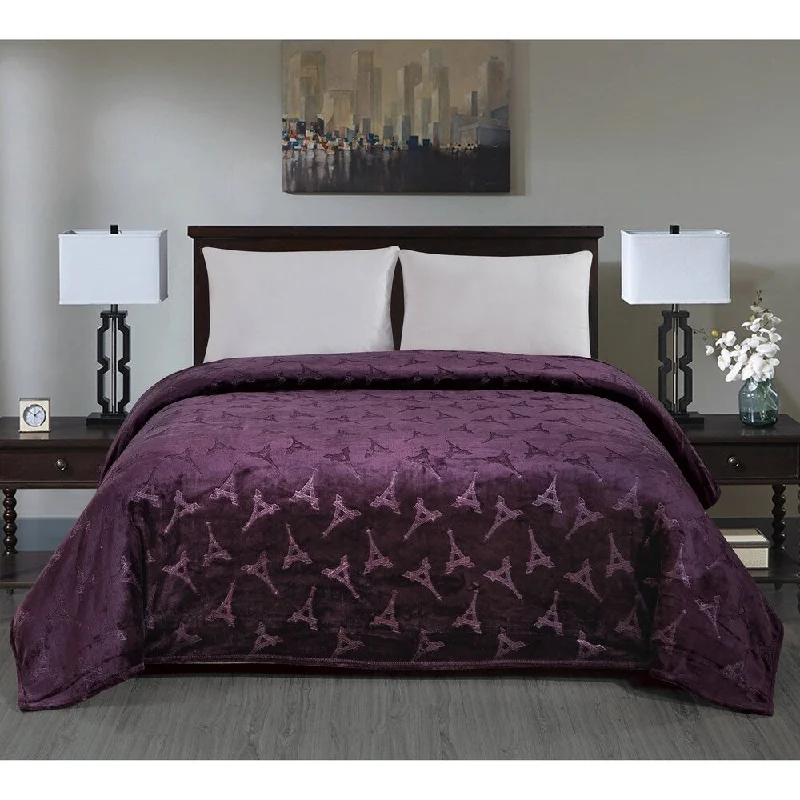 Chenille blankets with a thick and fuzzy textureMicrofiber blankets that are durable and easy to care forEiffel Tower Blanket Queen Plum Chenille blankets with a thick and fuzzy textureMicrofiber blankets that are durable and easy to care forEiffel Tower Blanket Queen Plum