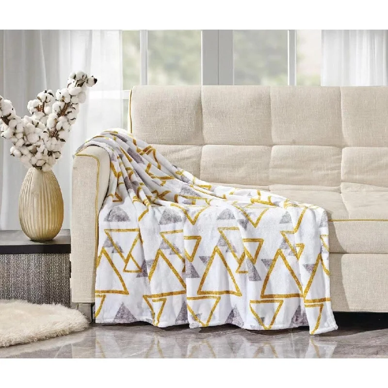 Microfiber blankets that are durable and easy to care forRecycled polyester blankets for an eco - conscious optionElon Micro plush Decorative All Seaon 50" X 70" Throw Blanket