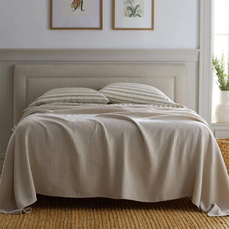 Cotton blankets for breathability and a lightweight feelCotton blankets for breathability and a lightweight feelKing Knitted Cotton King Blanket Taupe Cotton blankets for breathability and a lightweight feelCotton blankets for breathability and a lightweight feelKing Knitted Cotton King Blanket Taupe