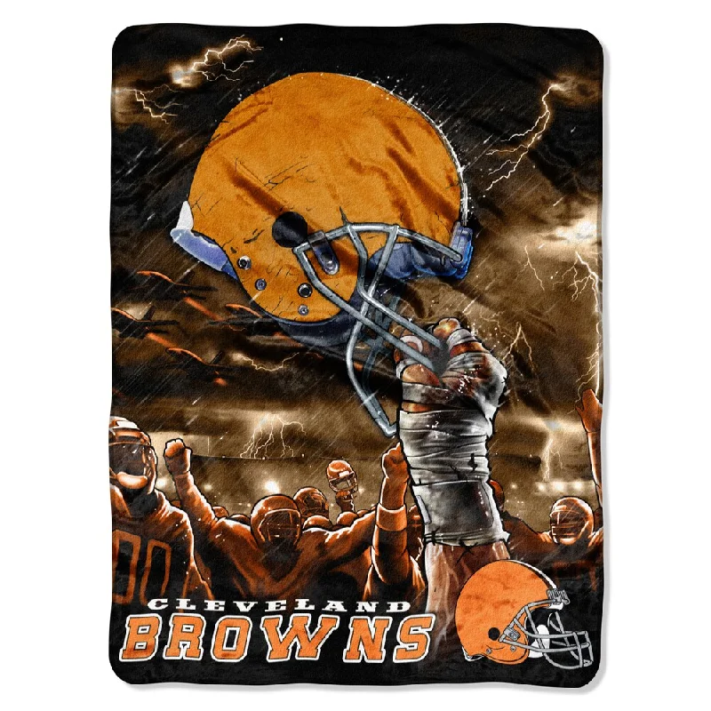 Recycled polyester blankets for an eco - conscious optionQueen - size blankets for standard - sized bedsNFL Cleveland Browns Rachel Sky Helmet Throw Recycled polyester blankets for an eco - conscious optionQueen - size blankets for standard - sized bedsNFL Cleveland Browns Rachel Sky Helmet Throw