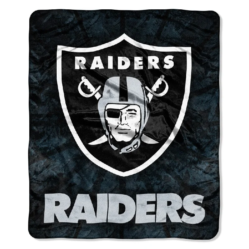 Bamboo fiber blankets with natural antibacterial propertiesAlpaca wool blankets for a hypoallergenic and warm optionNFL Oakland Raiders Rachel Roll Out Throw Bamboo fiber blankets with natural antibacterial propertiesAlpaca wool blankets for a hypoallergenic and warm optionNFL Oakland Raiders Rachel Roll Out Throw